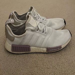 Women’s Adidas NMD R1